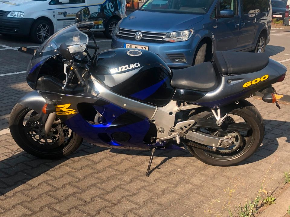 Suzuki GSX-R 600 S-RAD 98 PS 48tkm Service neu HU neu Versand in Dresden