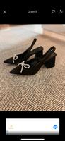Edle Slingback Pumps in schwarz mit Strassschleife / Heels München - Moosach Vorschau