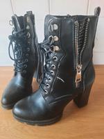 Stiefeletten Gr. 36 schwarz Sachsen - Moritzburg Vorschau