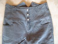 Jeans Damen in grau,  Gr. 40 / ungetragen, neuwertig Hessen - Schotten Vorschau