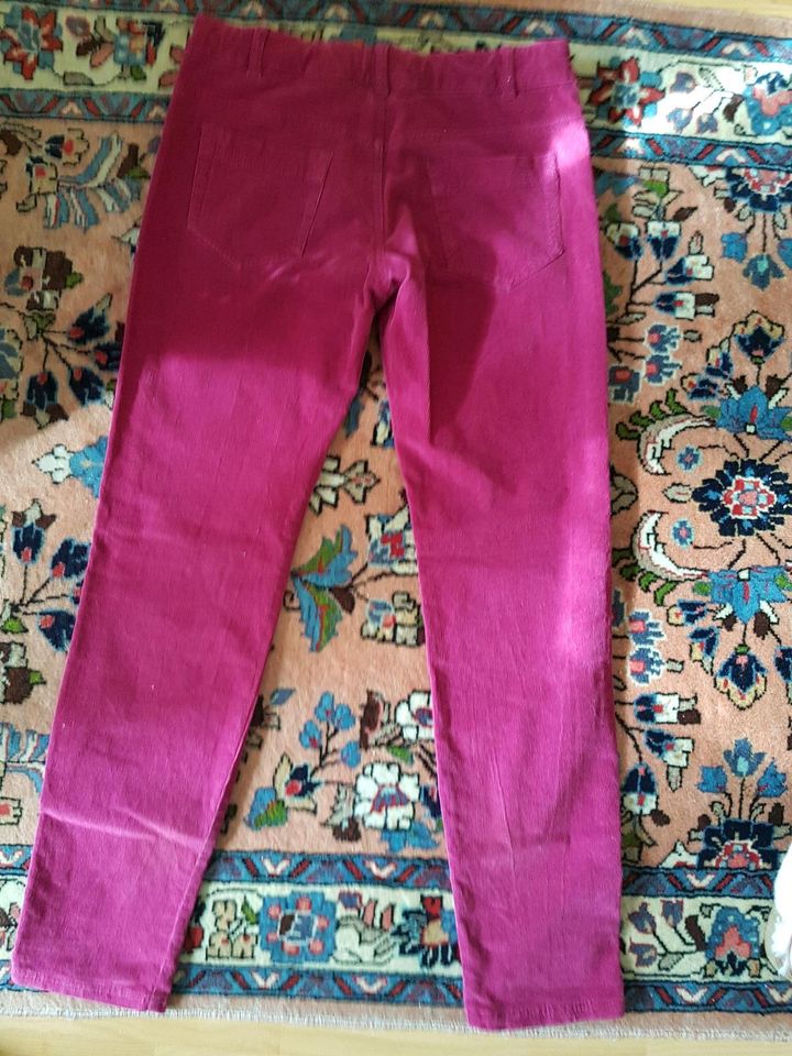 Jacadi Mayoral Mini Rodini Hosen Jeans Cordhosen 140 10 Jahre Mäd in Düsseldorf