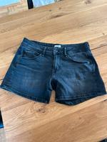 Pepe Short, Gr. 30, neuwertig Bayern - Eibelstadt Vorschau