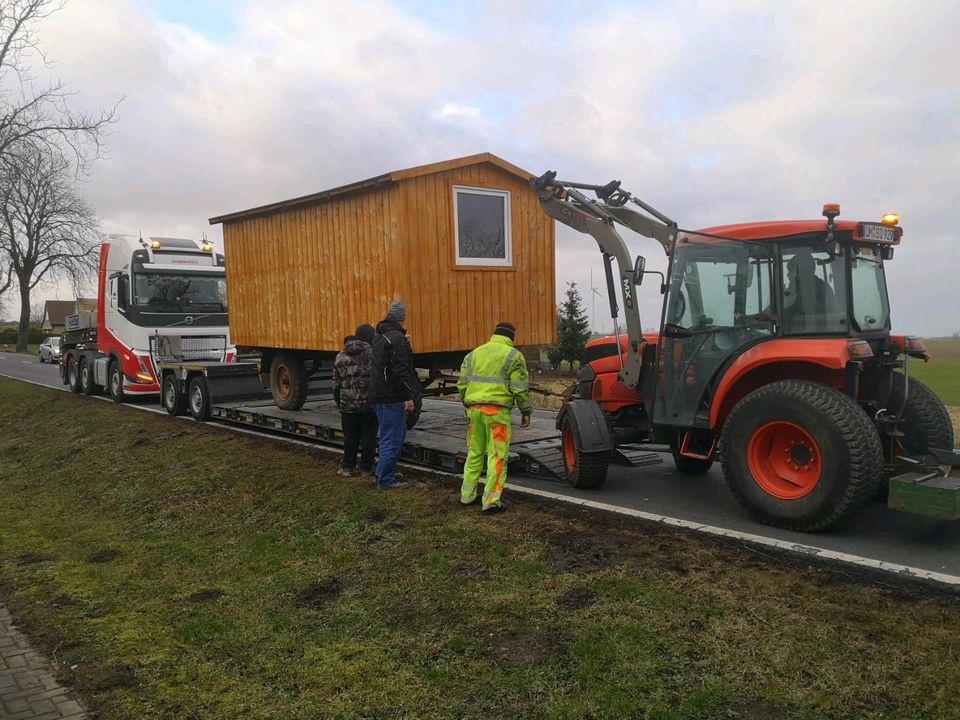 ÜBERFÜHRUNG/ Transport TINY House Zirkuswagen Bienenwagen in Berlin