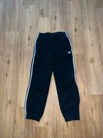 Adidas Jogginghose L Unisex schwarze Hose Berlin - Spandau Vorschau