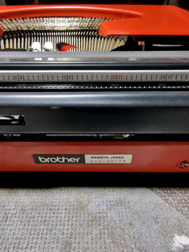 Brother Deluxe 220 Schreibmaschine in Herschbach