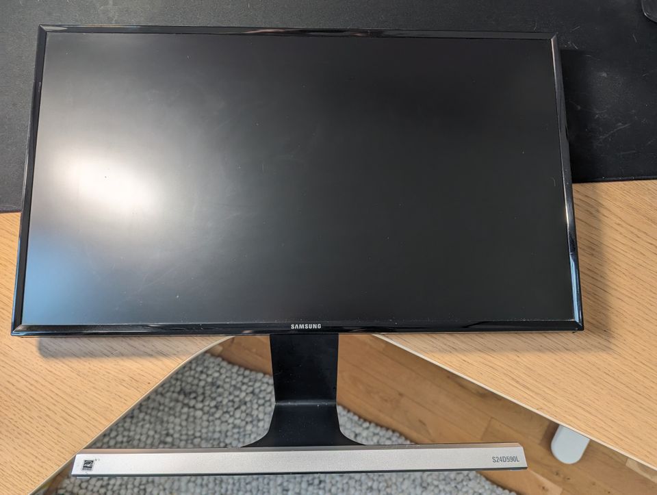 Samsung 24 Zoll Full-HD Monitor in Berlin