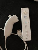 Wii Controller mit Nunchuk Nordrhein-Westfalen - Lüdenscheid Vorschau