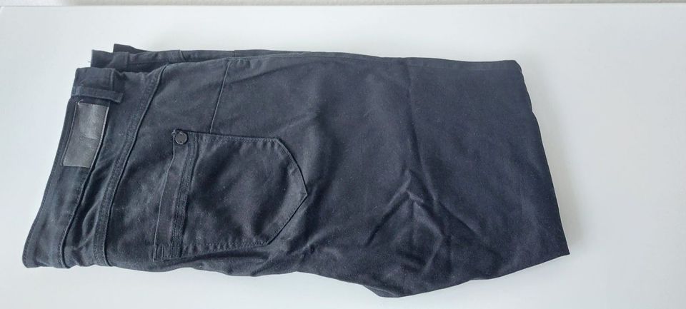 Jeans C&A Malia 48 schwarz Stretch NEU in Trier