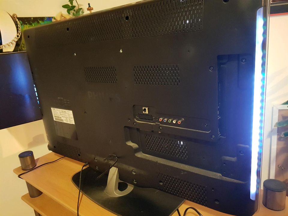 Philips LCD TV 37 Zoll mit Orig. Fernbedienung Top Zustand! OVP! in Leipzig