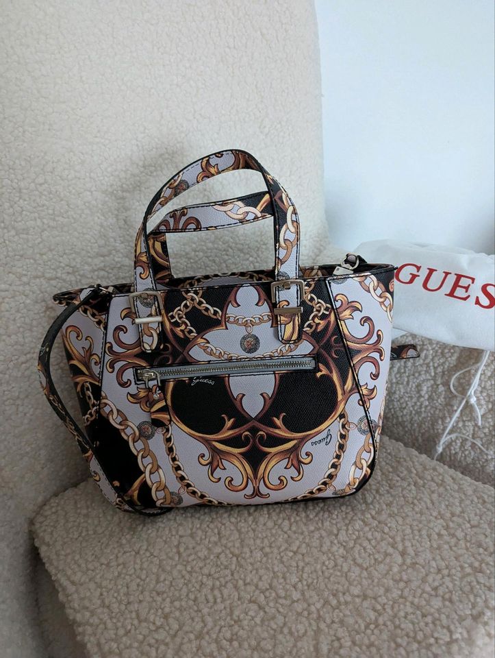 Guess Handtasche neu in Stralsund