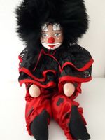 Neuer Clown Harlekin Puppe Stoff rot schwarz Bayern - Mering Vorschau