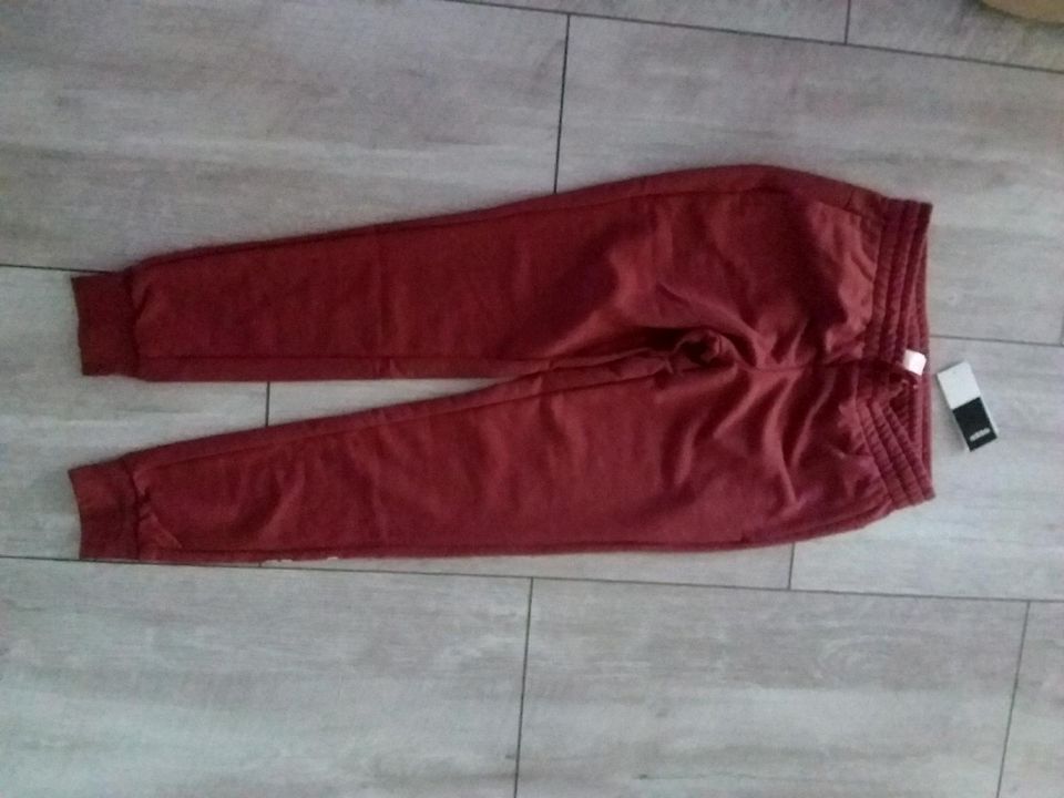 *Neu* Adidas Damen Jogginghose gr.S in Köln