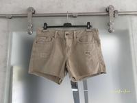 Short Damen edc beige Größe W 31 Nordrhein-Westfalen - Baesweiler Vorschau