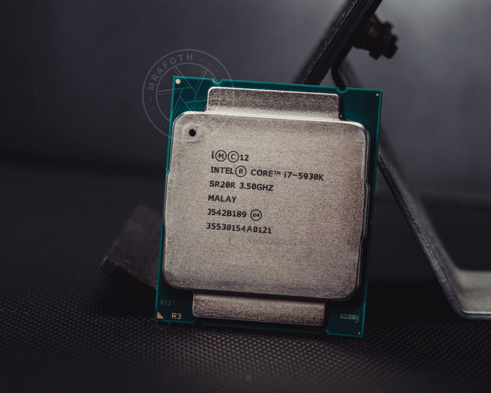 Intel Core i7 5930K (Haswell / Sockel 2011-3) in Dollern