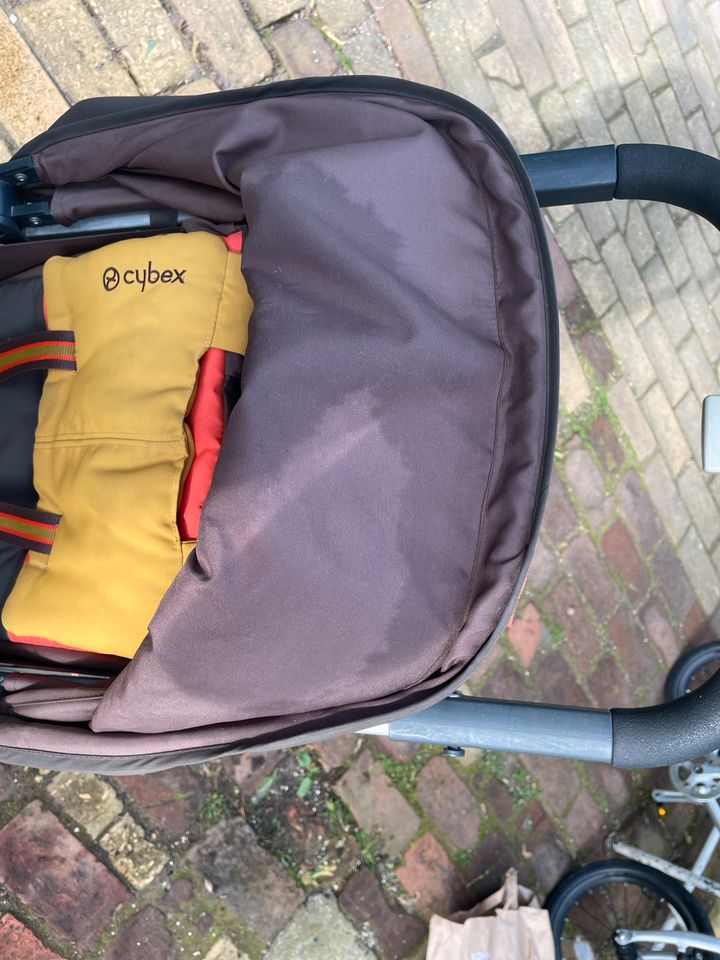 Buggy Kinderwagen cybex callisto braun in Leipzig