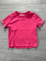 Tommy Hilfiger T-Shirt pink Gr. 164 wNEU! Kr. München - Neubiberg Vorschau