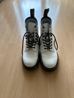 Dr. Martens Boots 1460 weiß Gr. 41 Düsseldorf - Bilk Vorschau