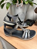 Damen Sandalen Sommerschuhe von Ecco Gr.39 Leder blau/grau Nordrhein-Westfalen - Neuss Vorschau