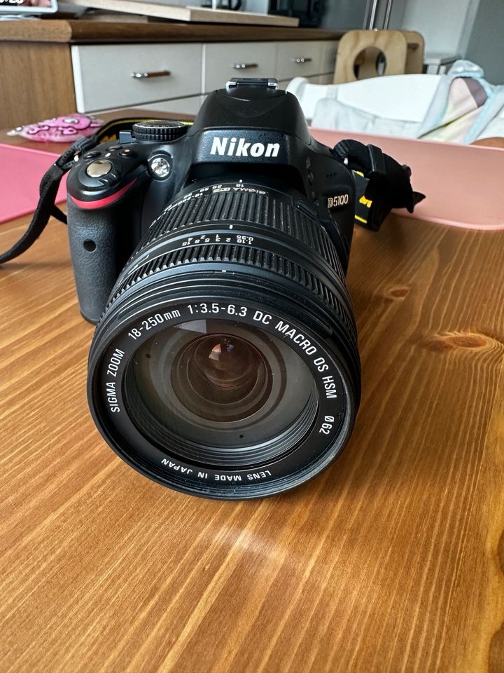Spiegelreflexkamera Nikon D5100 in Weimar