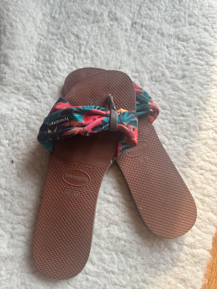 Sandals Havaianas Limited Edition in Hamburg