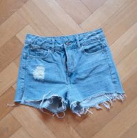 Kurze Jeans von H&M  Gr. 34 Hessen - Hüttenberg Vorschau