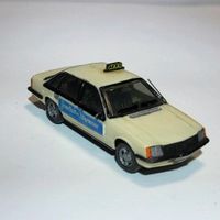 Herpa Opel Senstor Taxi Frsnkfurter Allgemeine H0 Schleswig-Holstein - Raisdorf Vorschau