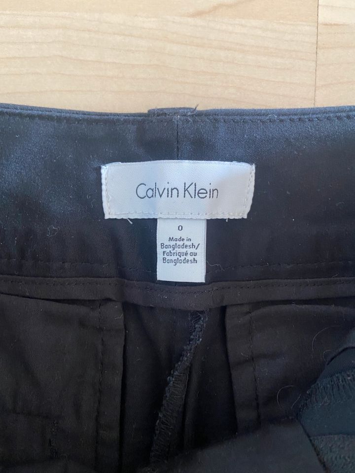 Calvin Klein Shorts in Darmstadt