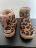Getigerte UGG Boots Hessen - Fulda Vorschau