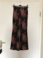 RUE.8ISQUIT Designer Hose ausgestellt wie NEU Gr S NP 129.00 München - Bogenhausen Vorschau