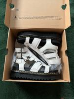 Dr. Martens Olson White München - Hadern Vorschau