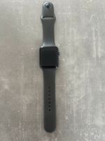 Apple Watch Series 3, Space Grau 42mm ink. 3 Armbänder Nordrhein-Westfalen - Werl Vorschau