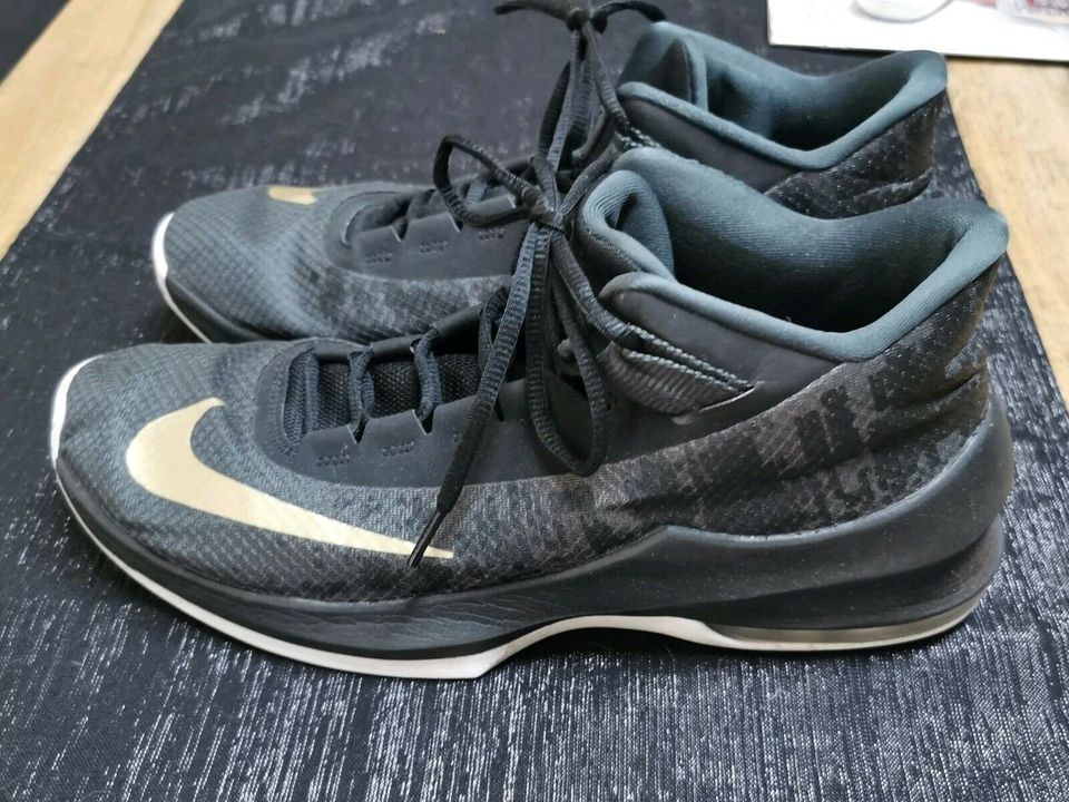 Nike Air Max Infuriate Gr. 47 schwarz mit gold in Rheinland-Pfalz -  Kaisersesch | eBay Kleinanzeigen ist jetzt Kleinanzeigen