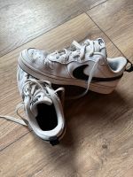 Nike Sneaker Gr. 36,5 Niedersachsen - Melle Vorschau