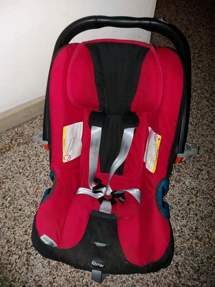 BRITAX Römer Babyschale Trendline Maxi Cosi Autositz Baby in Frankfurt am Main