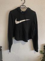 Nike Pullover in Schwarz / Gr. M Nordrhein-Westfalen - Menden Vorschau