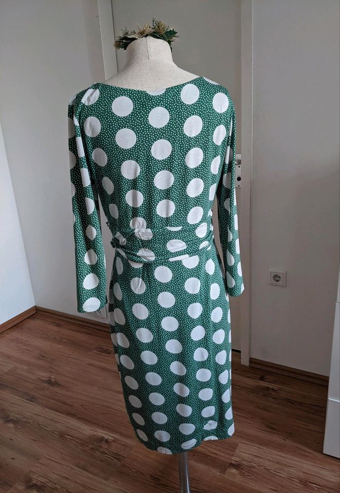 TOP ♥️ Boden Kleid Gr. 38 40 Punkte Fotos Viskose UK 14 M in Düsseldorf