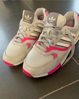 Adidas Quesence Damen Pink/Grau Größe 44 Übergröße Turnschuh Nordrhein-Westfalen - Overath Vorschau