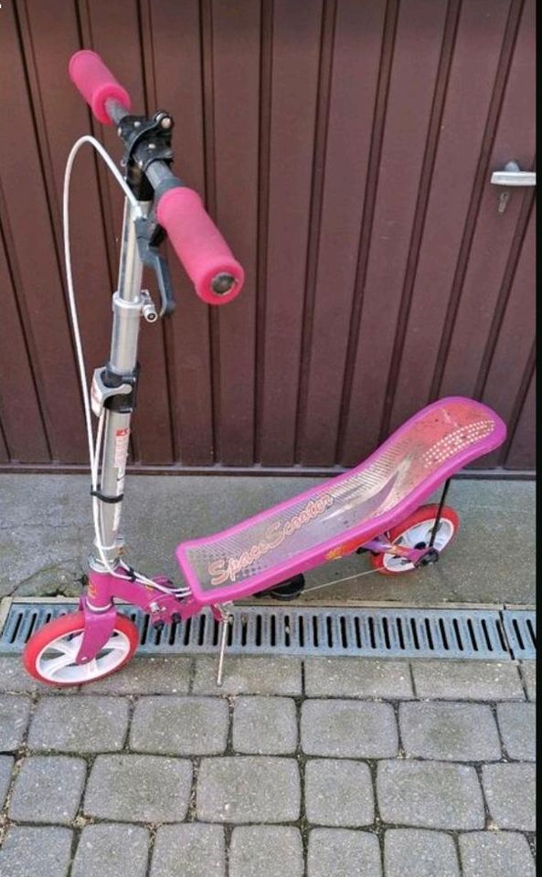 Kipproller Wipproller Space Scooter Pink in Heinsberg