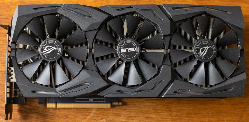 ASUS ROG Strix GeForce RTX 2060 6GB OC Edition in Untermeitingen