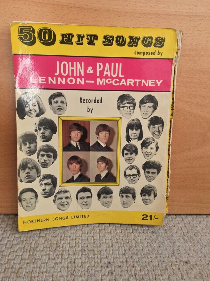 50 Hit Songs Beatles by John Lennon & Paul McCartney in Essen
