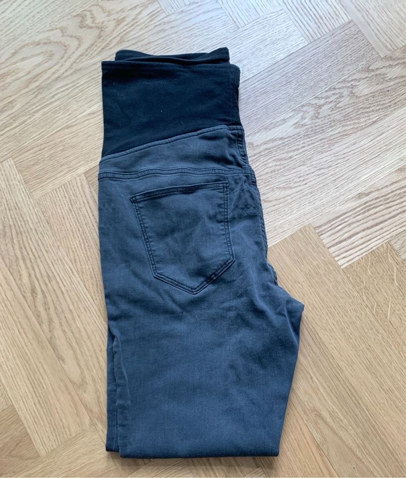 Umstandsjeans, MAMA H&M, Skinny, Gr 42 in Bremen