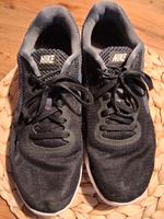 Nike Damen Sneaker Turnschuhe 40 Bayern - Tiefenbach Kr Passau Vorschau