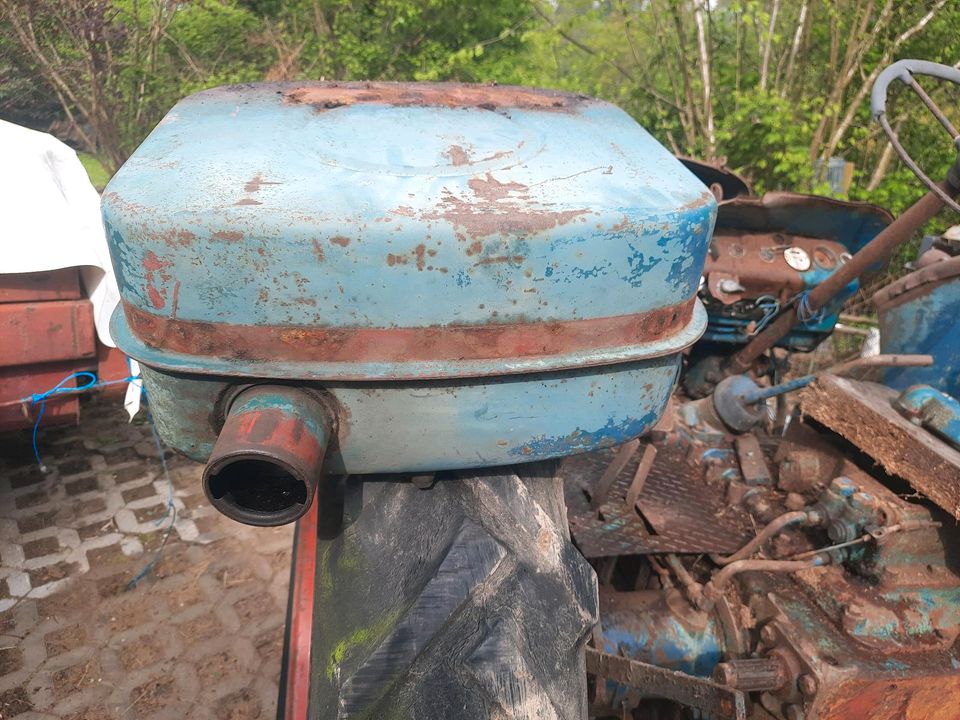 Tank Hanomag R324 in Burscheid