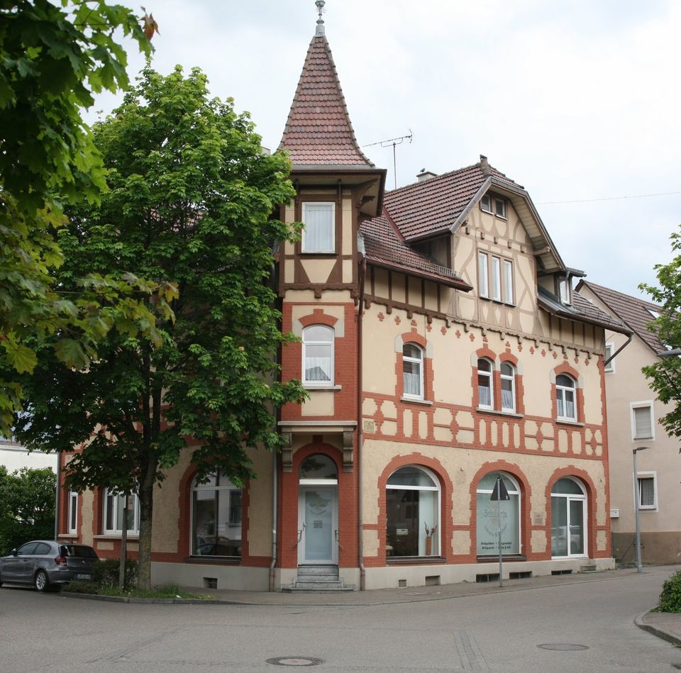 Antik  um 1905 Jugendstil Wandschränkchen Hängeschrank Kommode in Marbach am Neckar