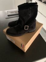 Tommy Hilfiger Damenschuhe Gebraucht  Größe 39 Nordrhein-Westfalen - Bergisch Gladbach Vorschau