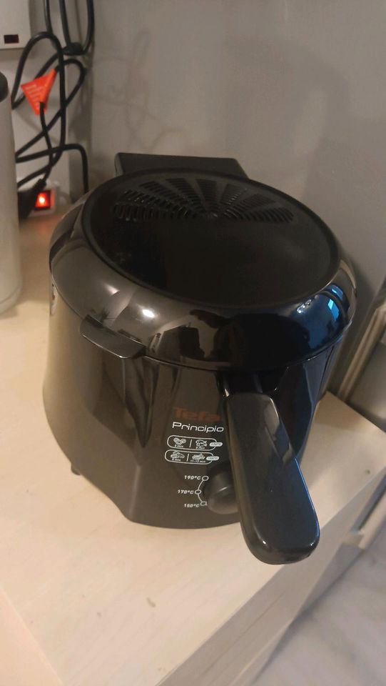 Tefal Principio Fritteuse 1,2l unbenutzt in Hungen