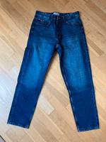 NEU!!! Bershka Jeans Straight Vintage Gr.40 (=M / W32) dark navy Leipzig - Leipzig, Zentrum-Nord Vorschau