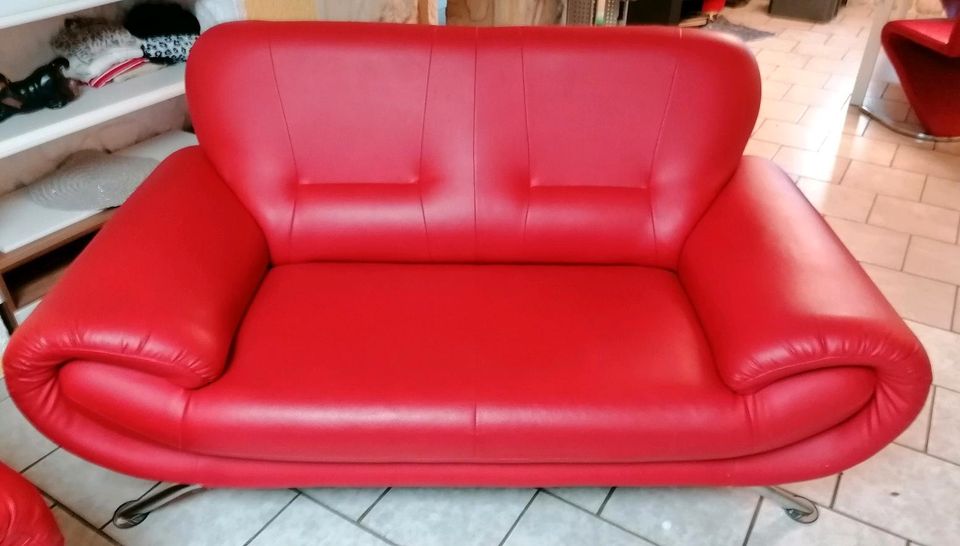 Sofa Couch 3 und 2 Sitzer Rot in Beckingen