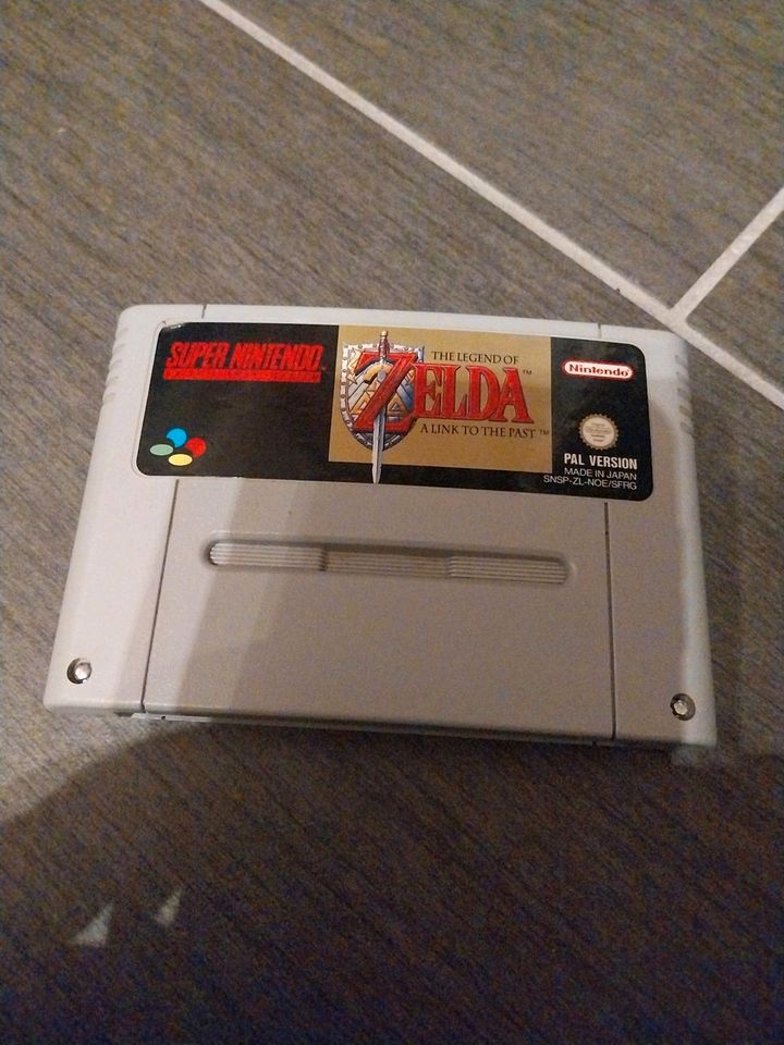 2 SNES Spiele Zelda A Link to the Past Super Soccer in Habscheid