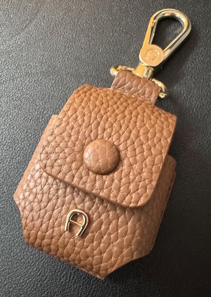Aigner AirPod-Tasche / AirPod Case / Dark Toffee / NEU! in Bonn